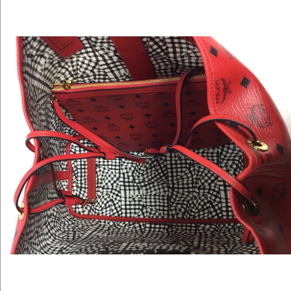 Only 2 - Picture 4 of 8